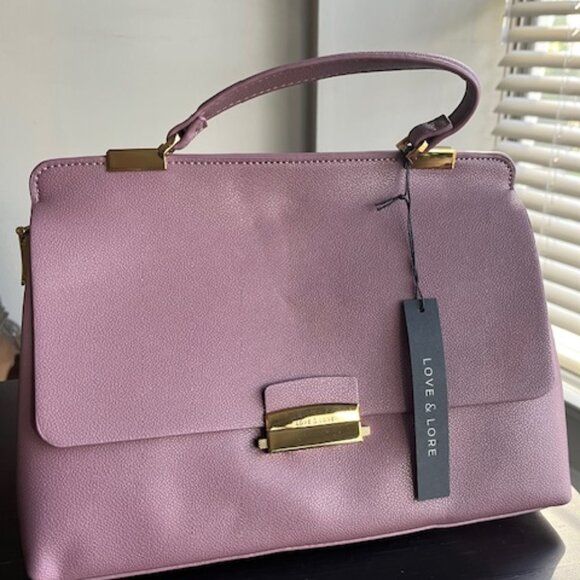 Love and Lore structured handbag. - Picture 1 of 3